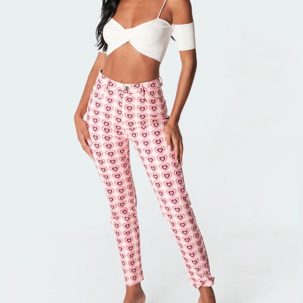 🩷Pink Heart print jeans size XS- Edikted🩷